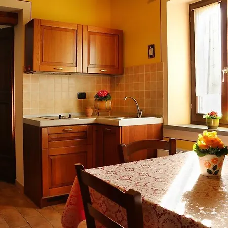 Sleeps 4 With Pool And Wifi Daire *