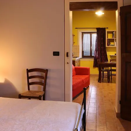 Sleeps 4 With Pool And Wifi Daire Casa Vici