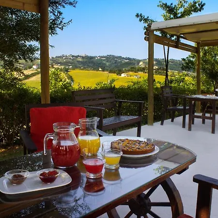 Daire Sleeps 4 With Pool And Wifi
